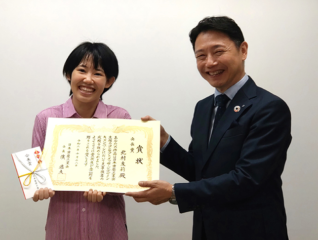 左から 天野良則さん、中谷広報委員長