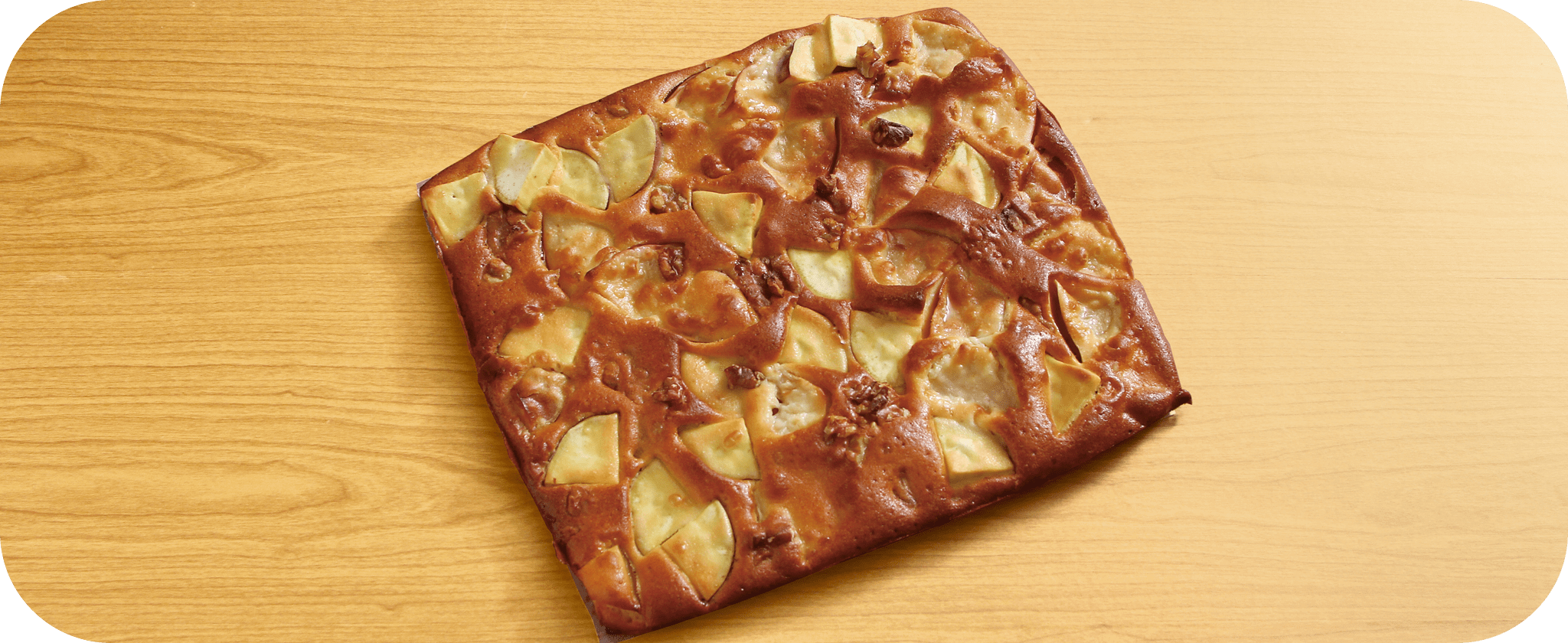 おやつレシピ　～皮ごと使って栄養たっぷり～ さつまいもとりんごとくるみのケーキ